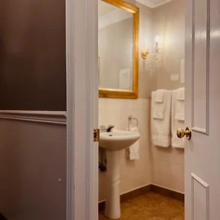 Le Chateau du Lac Magog Extérieur photo