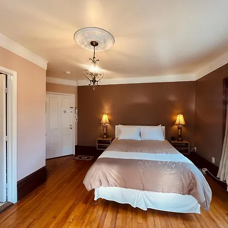 Le Chateau du Lac Magog Extérieur photo